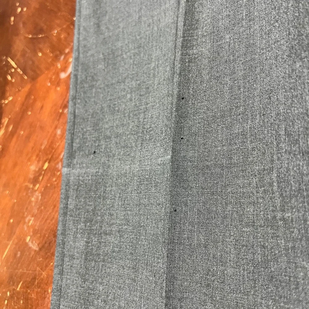 Jos A Bank Mens Charcoal Gray 100% Wool 2 Piece Suit 40L Jacket 34R Pants